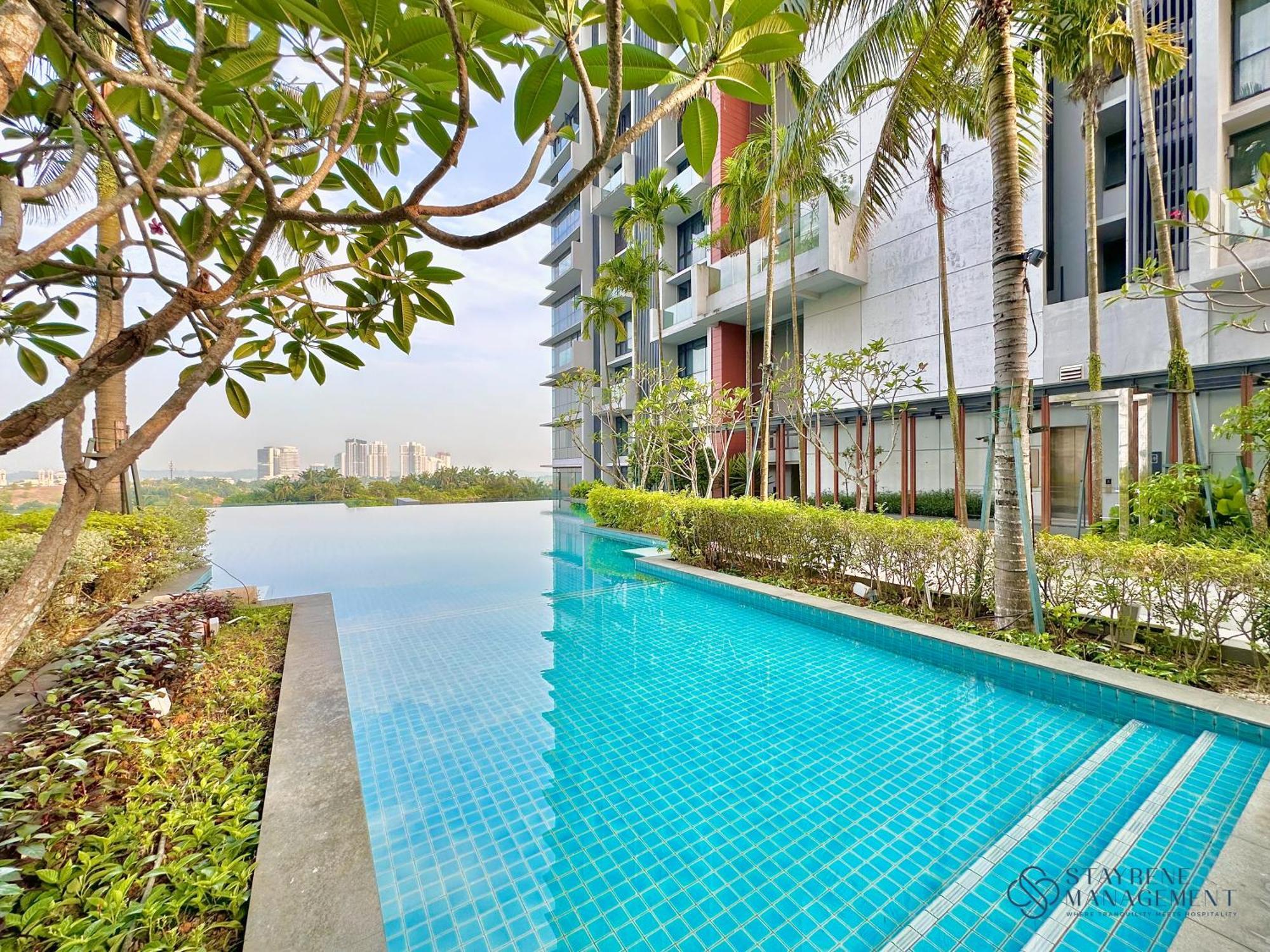 Grand Medini Residence Nusajaya By Stayrene ภายนอก รูปภาพ